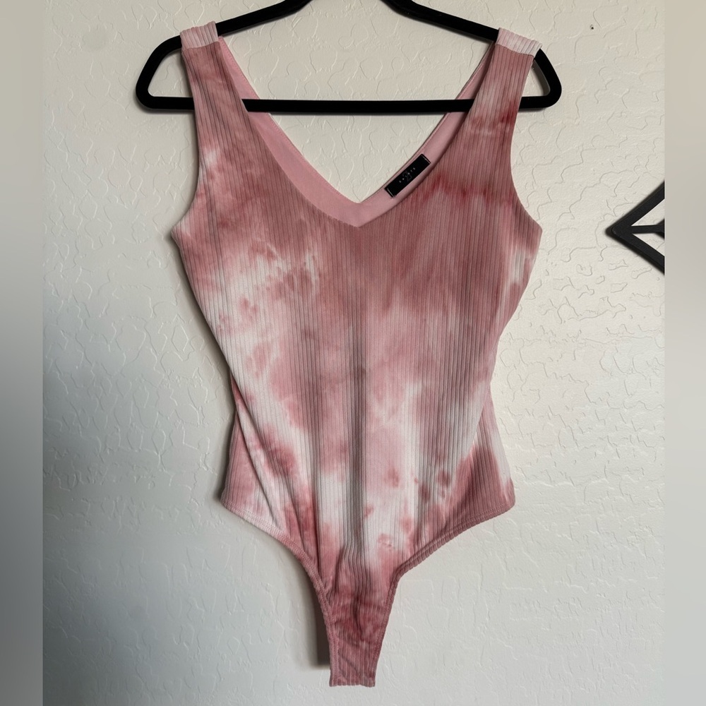 5/$25 - 21 SAINTS Pink Tie-Dye Ribbed Bodysuit - Size S/M